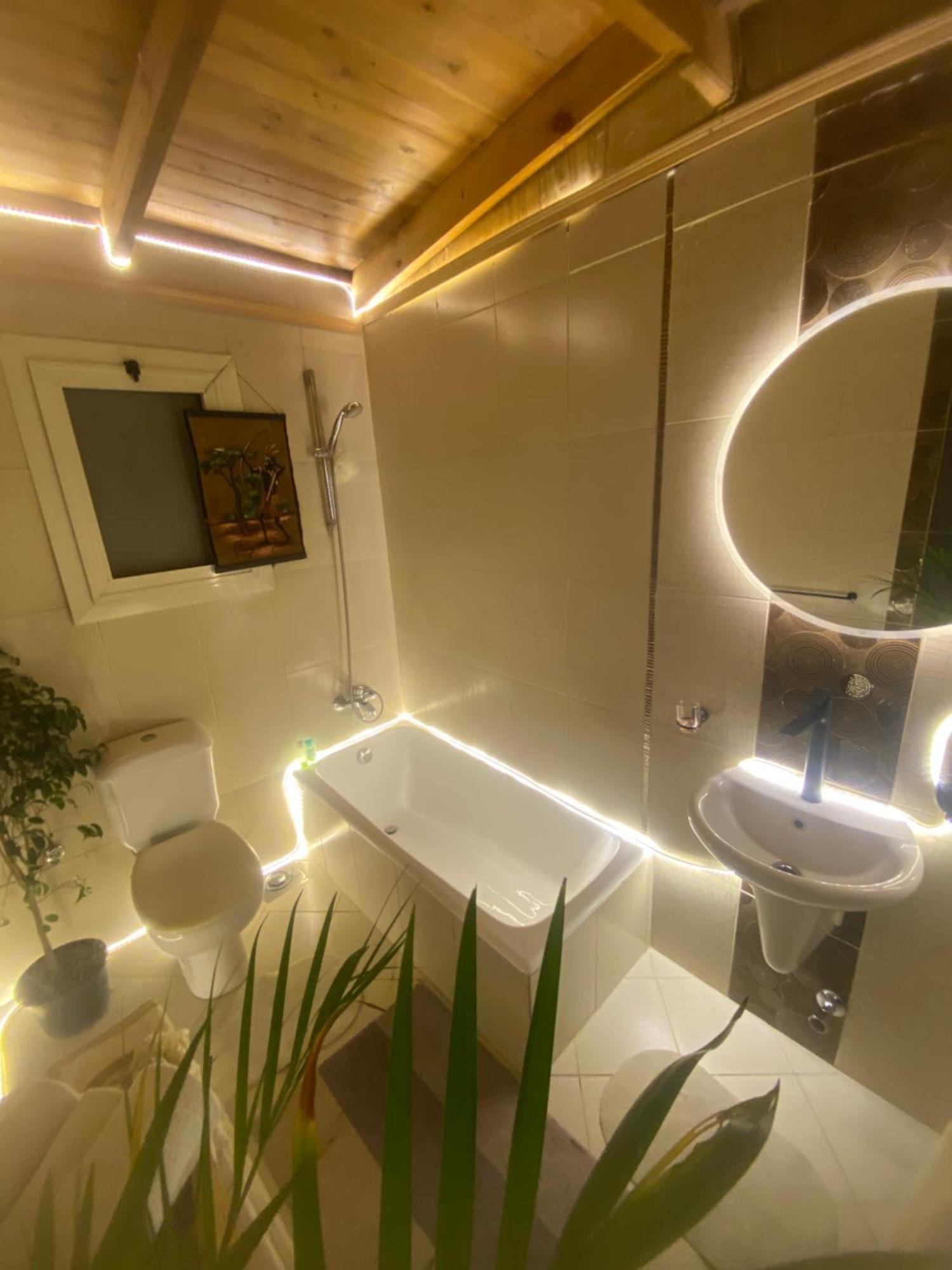 Airport Rooftop Club Luxurious Rooms And Studios Каир Экстерьер фото