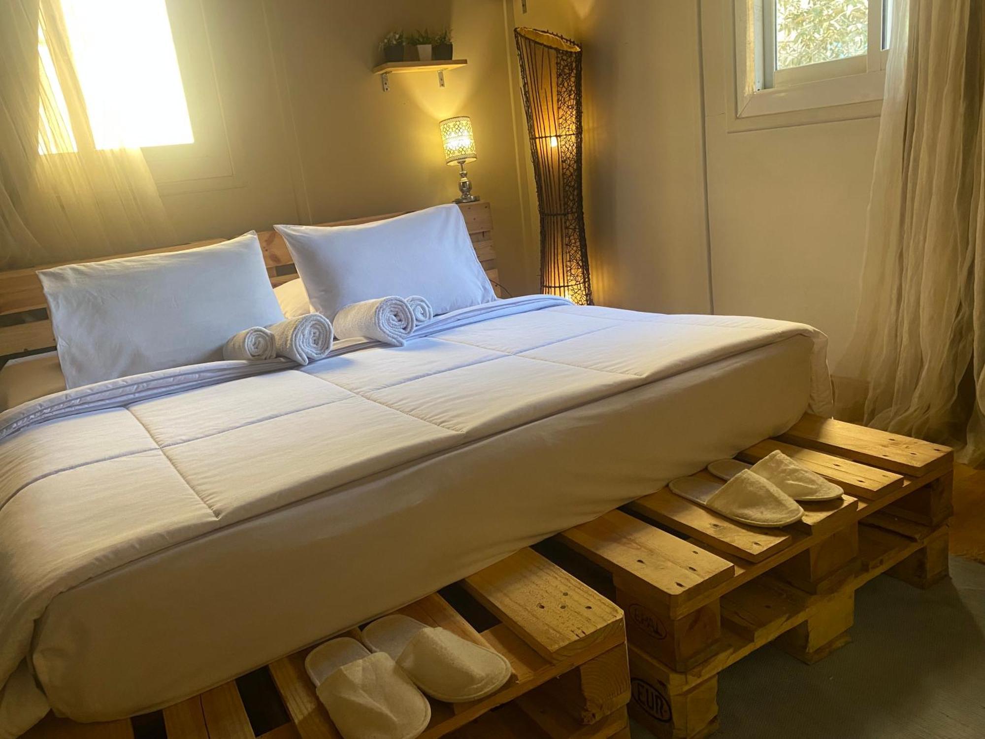 Airport Rooftop Club Luxurious Rooms And Studios Каир Экстерьер фото